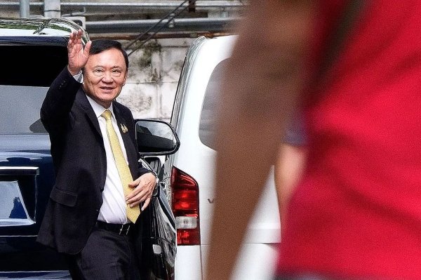 中金汇融配资 他信，又逃过一劫